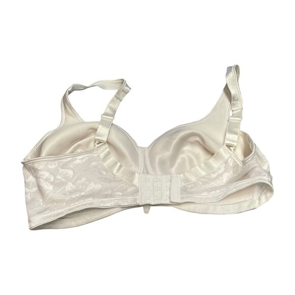 Playtex Secrets Seamless Shaping Bra Womens 38D Ivory Wire-Free Adjustable Strap - Picture 2 of 6